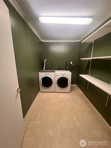 $2,200 | 251 East Lakeshore Drive, Allyn, WA 98524