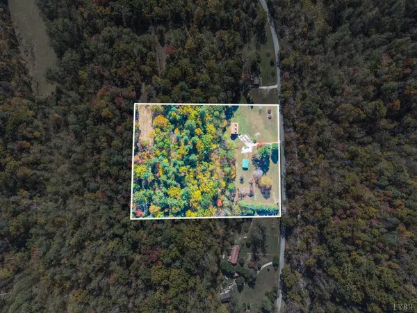 $475,000 | 2070 Woodson Road, Roseland, VA 22967