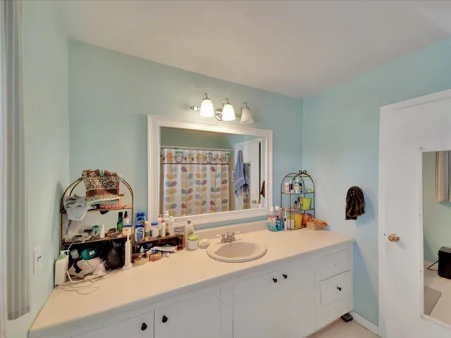 $630,000 | 64-66 Swift Street, South Burlington, VT 05403