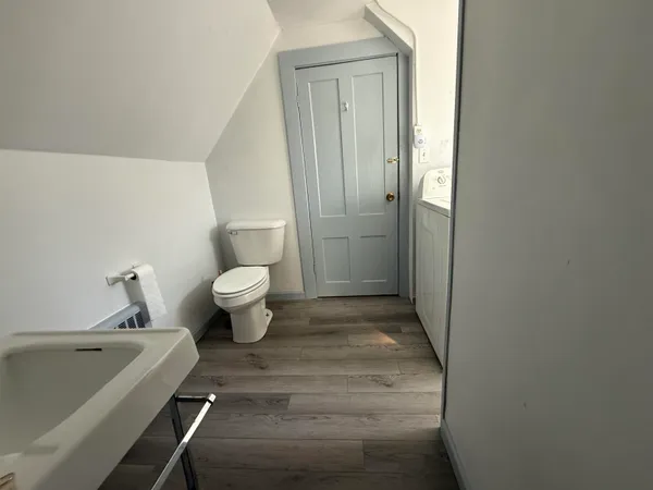 $1,450 | 44 Messer Street, Laconia, NH 03246