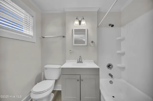 $1,500 | 4503 Wrightsville Avenue, Wilmington, NC 28403