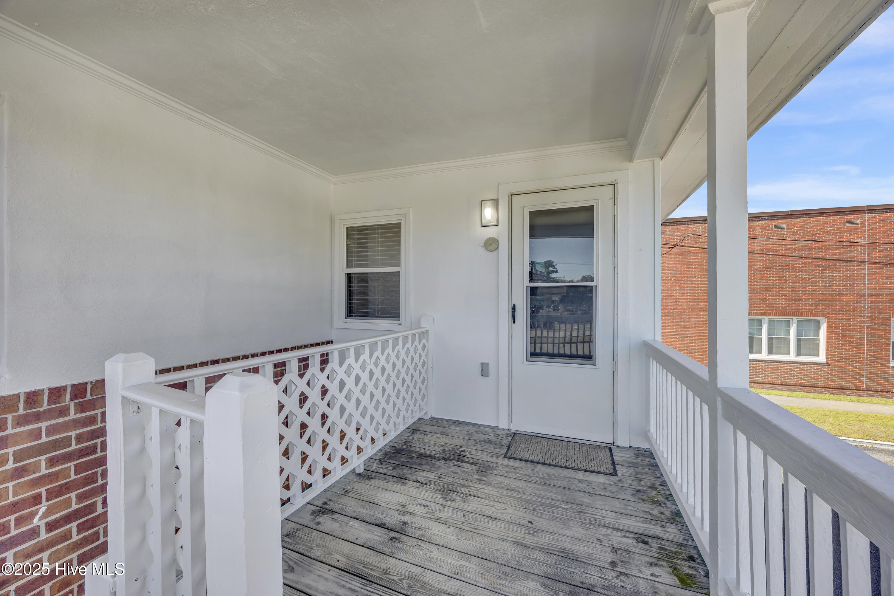 4503 Wrightsville Avenue Wilmington, NC 28403 - Photo 2 of 19 IMG_9837