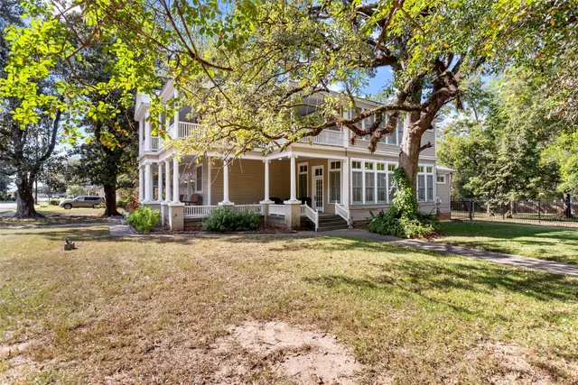 $450,000 | 712 Lamar Avenue, Crockett, TX 75835