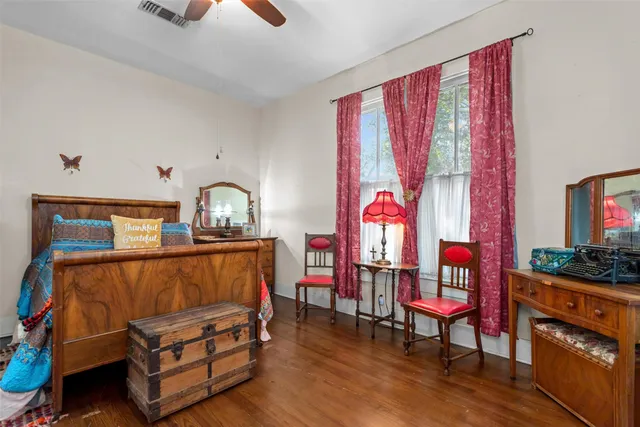 $450,000 | 712 Lamar Avenue, Crockett, TX 75835