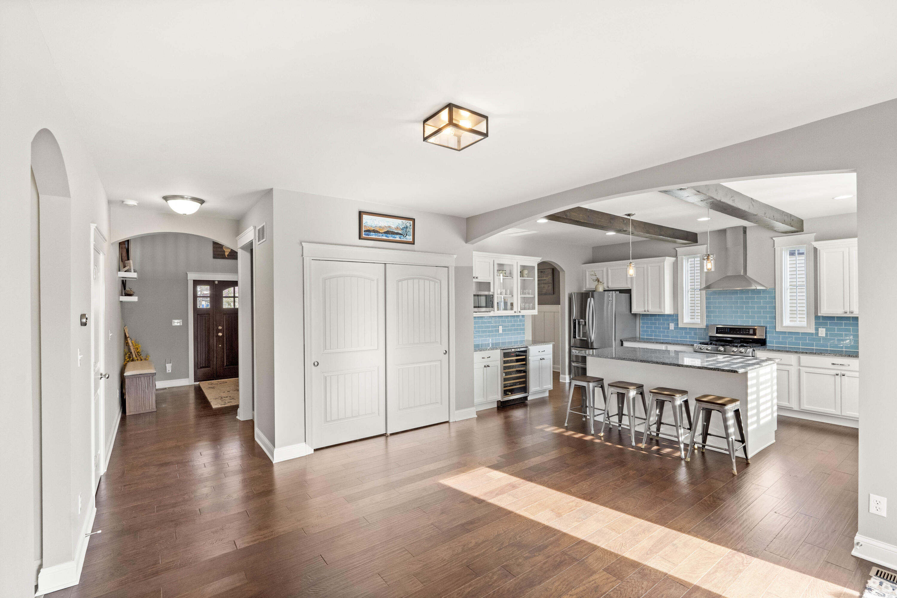 619 Lake Street Crown Point, IN 46307 - Photo 13 of 28 3000x2001