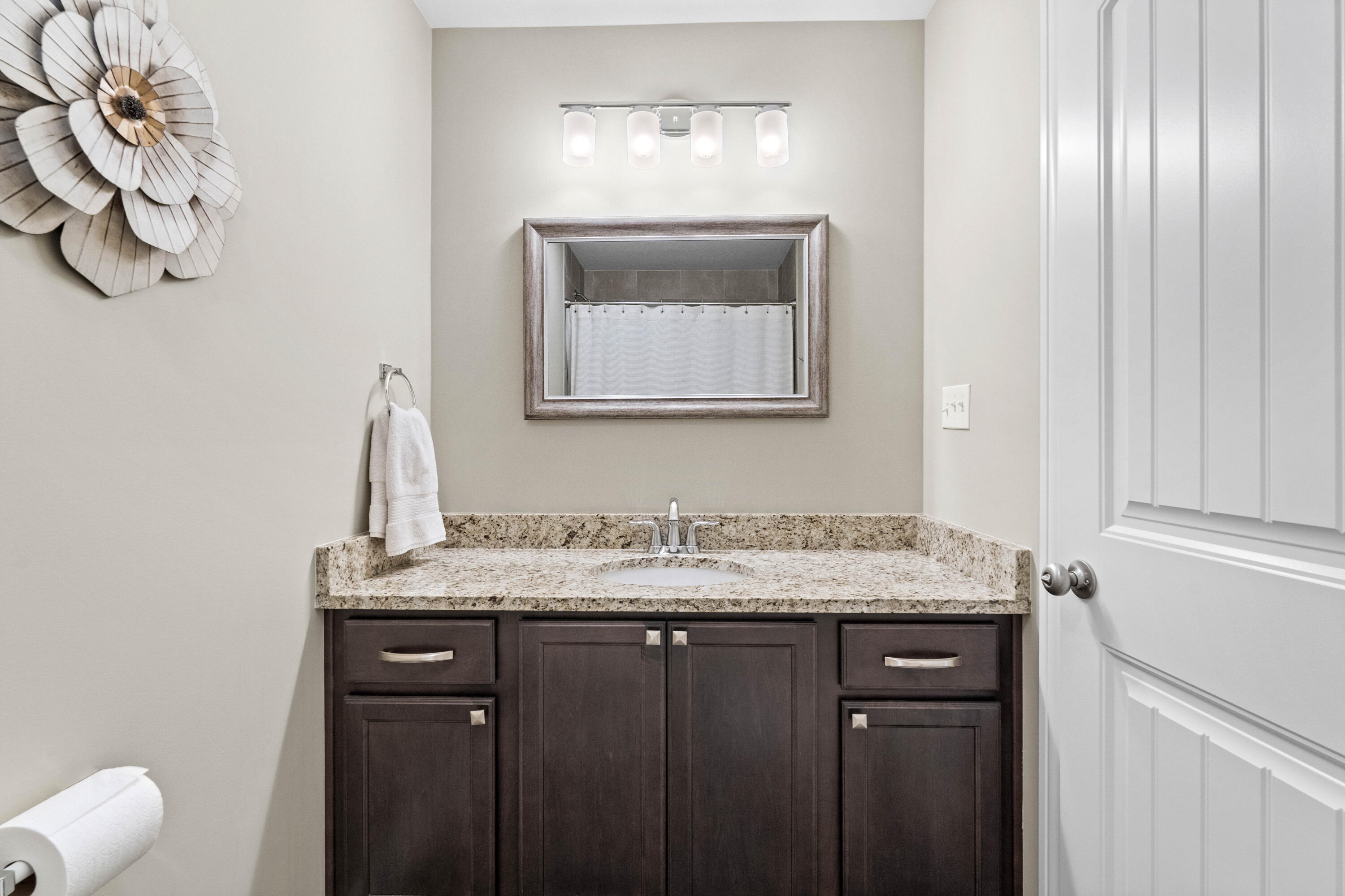 619 Lake Street Crown Point, IN 46307 - Photo 24 of 28 3000x2000