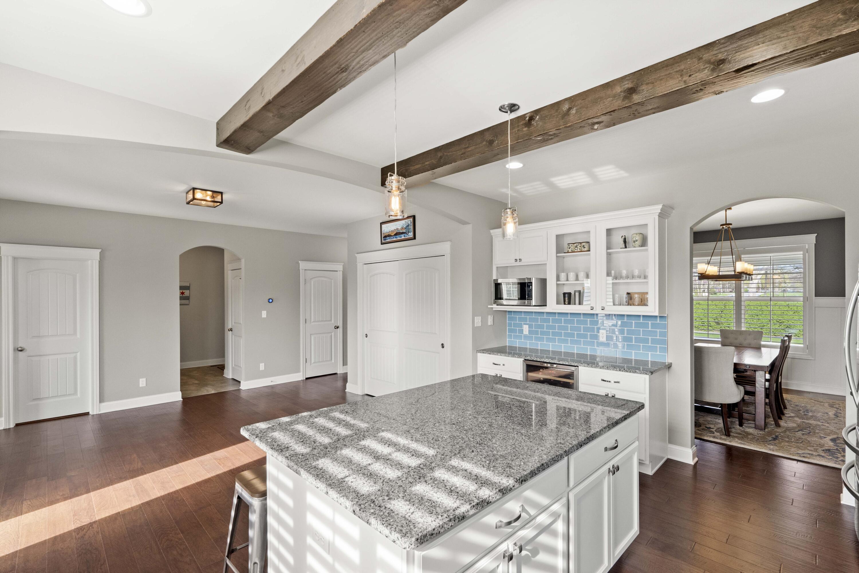 619 Lake Street Crown Point, IN 46307 - Photo 9 of 28 3000x2001