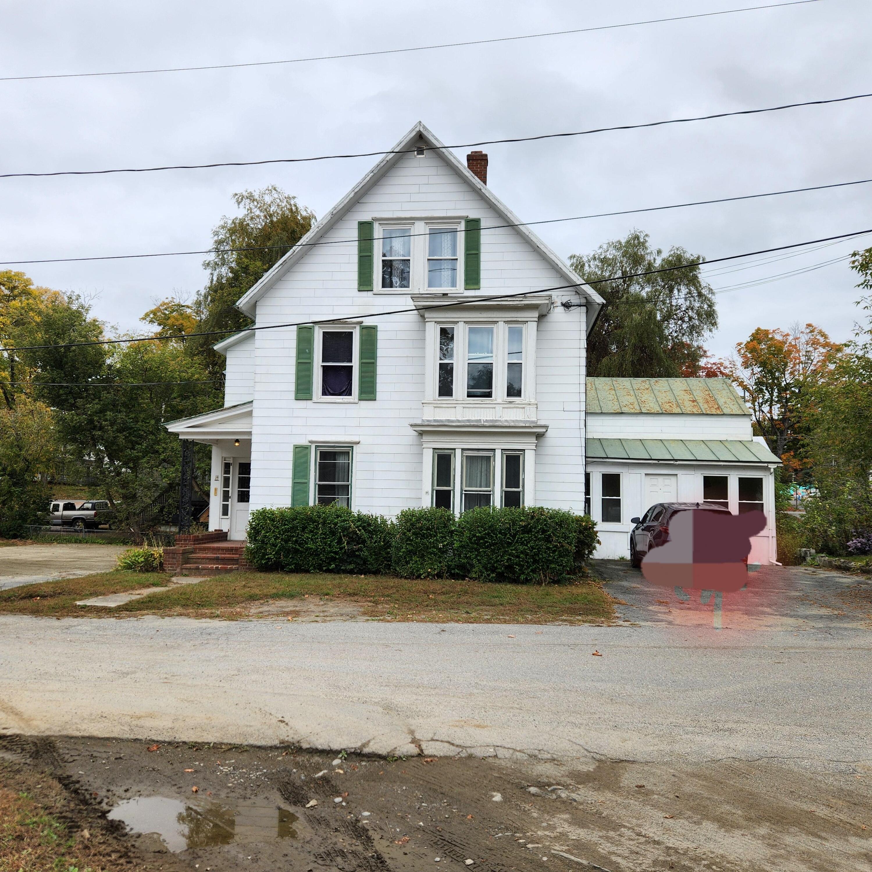 14 Dinsmore Street Skowhegan, ME 04976 - Photo 1 of 30 1000011485