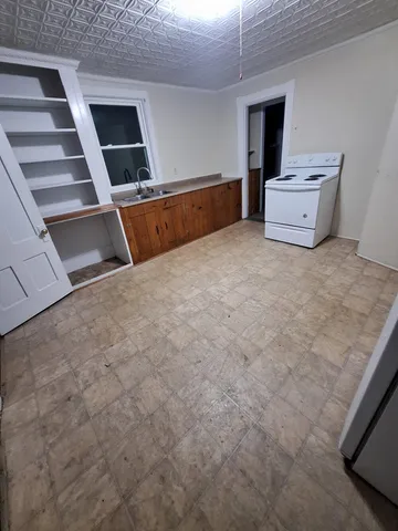 $395,000 | 14 Dinsmore Street, Skowhegan, ME 04976