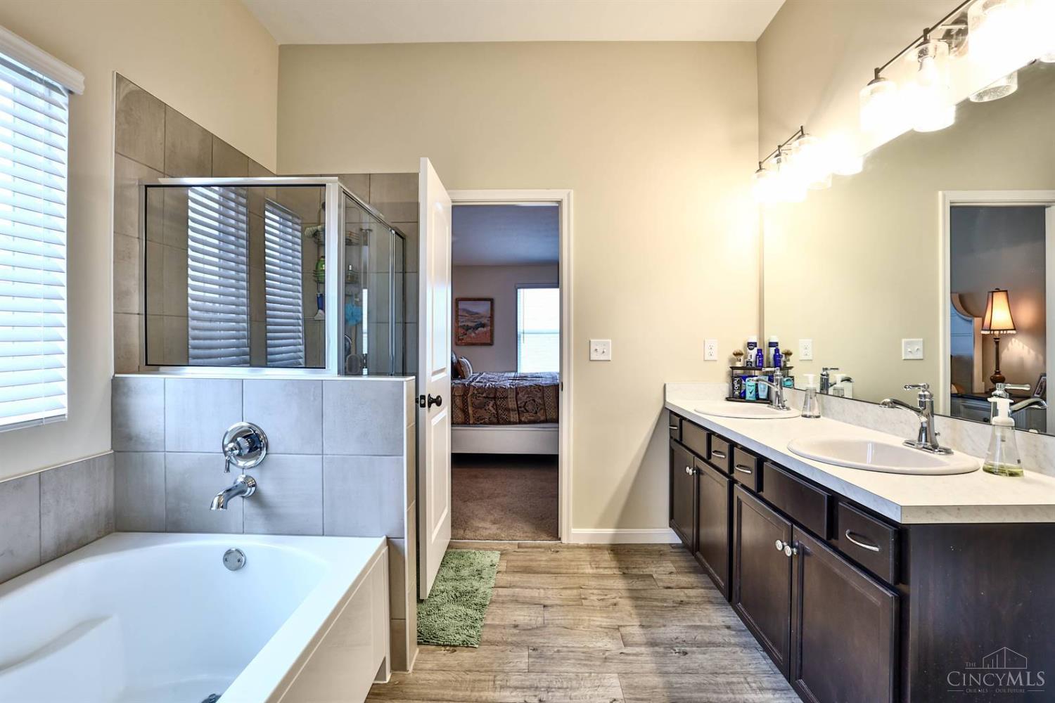 1287 Heather Ridge Cincinnati, OH 45233 - Photo 26 of 47 Gallery Image 26
