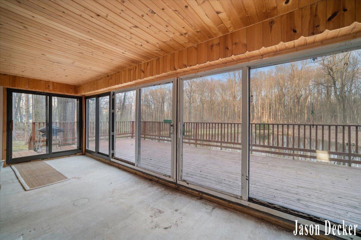 15594 Ritchie Avenue Northeast Cedar Springs, MI 49319 - Photo 18 of 32 64-INTERIOR 16A