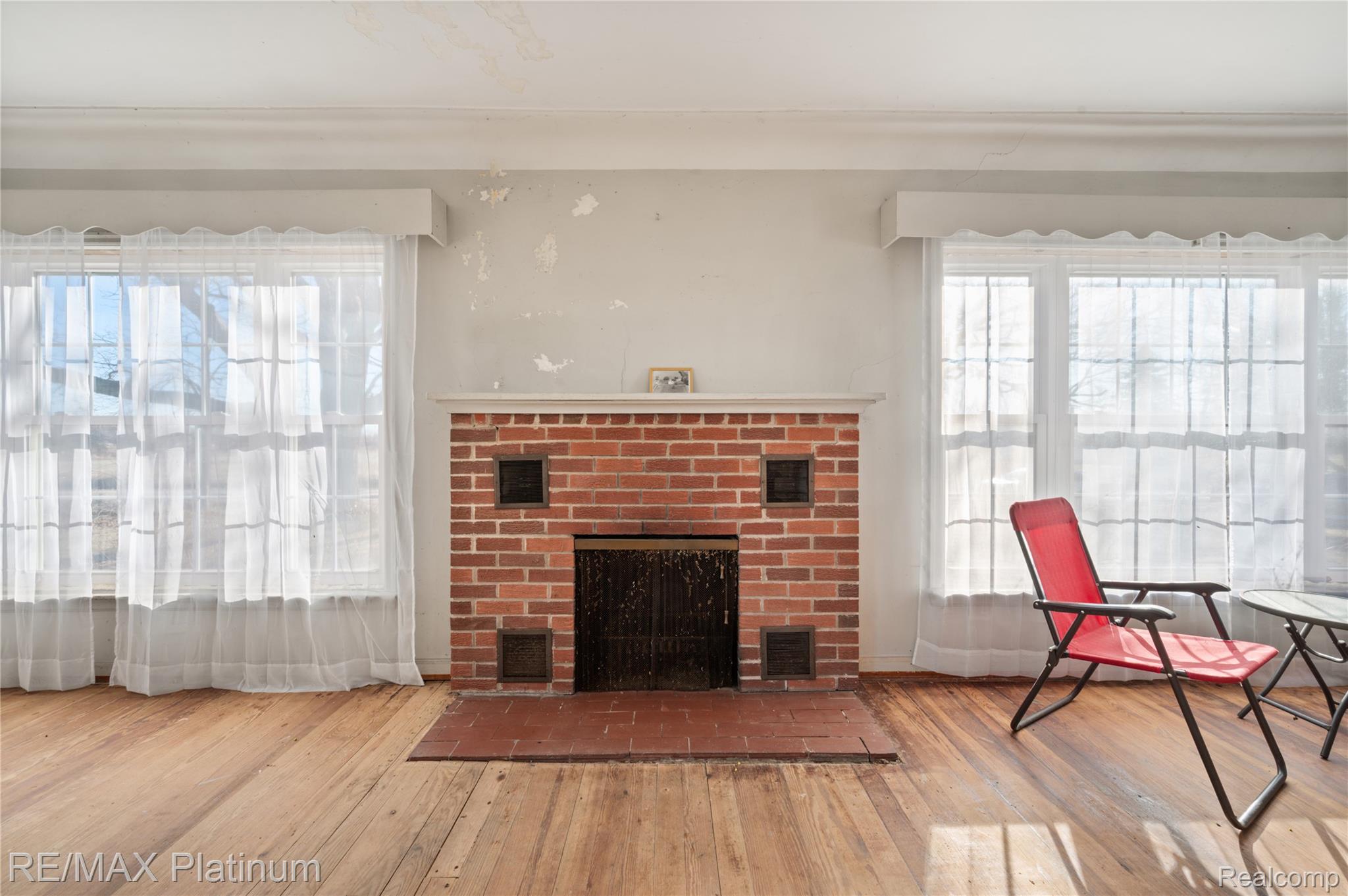 1136 South Nichols Road Swartz Creek, MI 48473 - Photo 22 of 53 1136 S. Nichols180.jpg