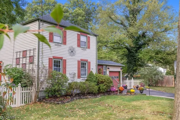 $573,000 | 233 Maple Avenue, Dunellen, NJ 08812