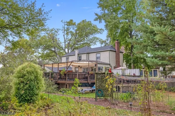 $573,000 | 233 Maple Avenue, Dunellen, NJ 08812
