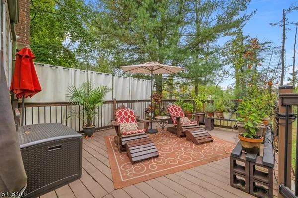 $573,000 | 233 Maple Avenue, Dunellen, NJ 08812