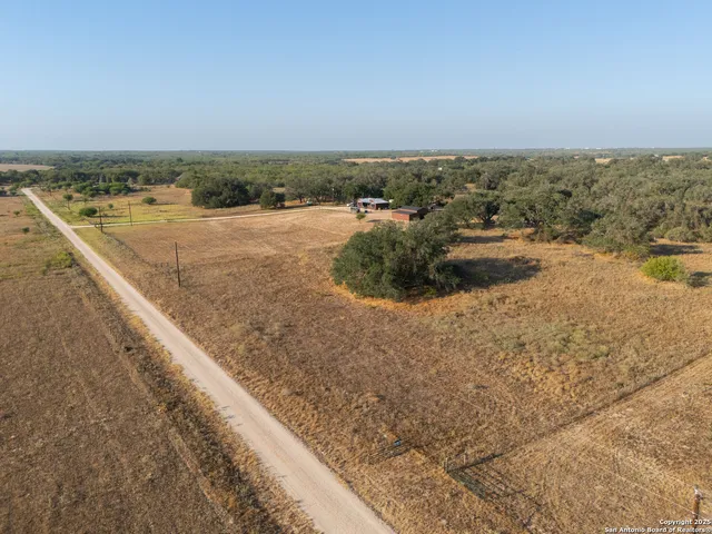 $250,000 | 353 Pr Dax, Pleasanton, TX 78064