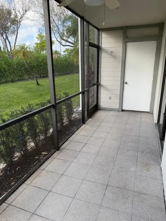 $2,400 | 451 Northeast 207th Lane, Unit 102, Miami, FL 33179