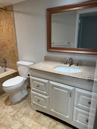 $2,400 | 451 Northeast 207th Lane, Unit 102, Miami, FL 33179