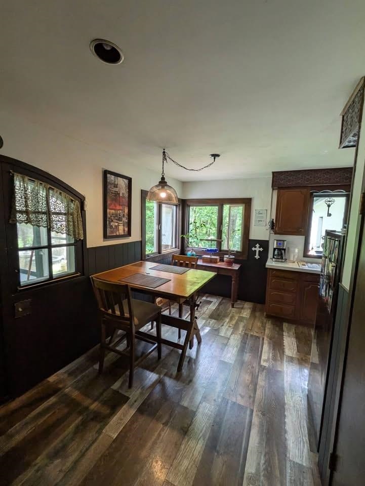 521 Cedar Creek Road Freeport, IL 61032 - Photo 15 of 33