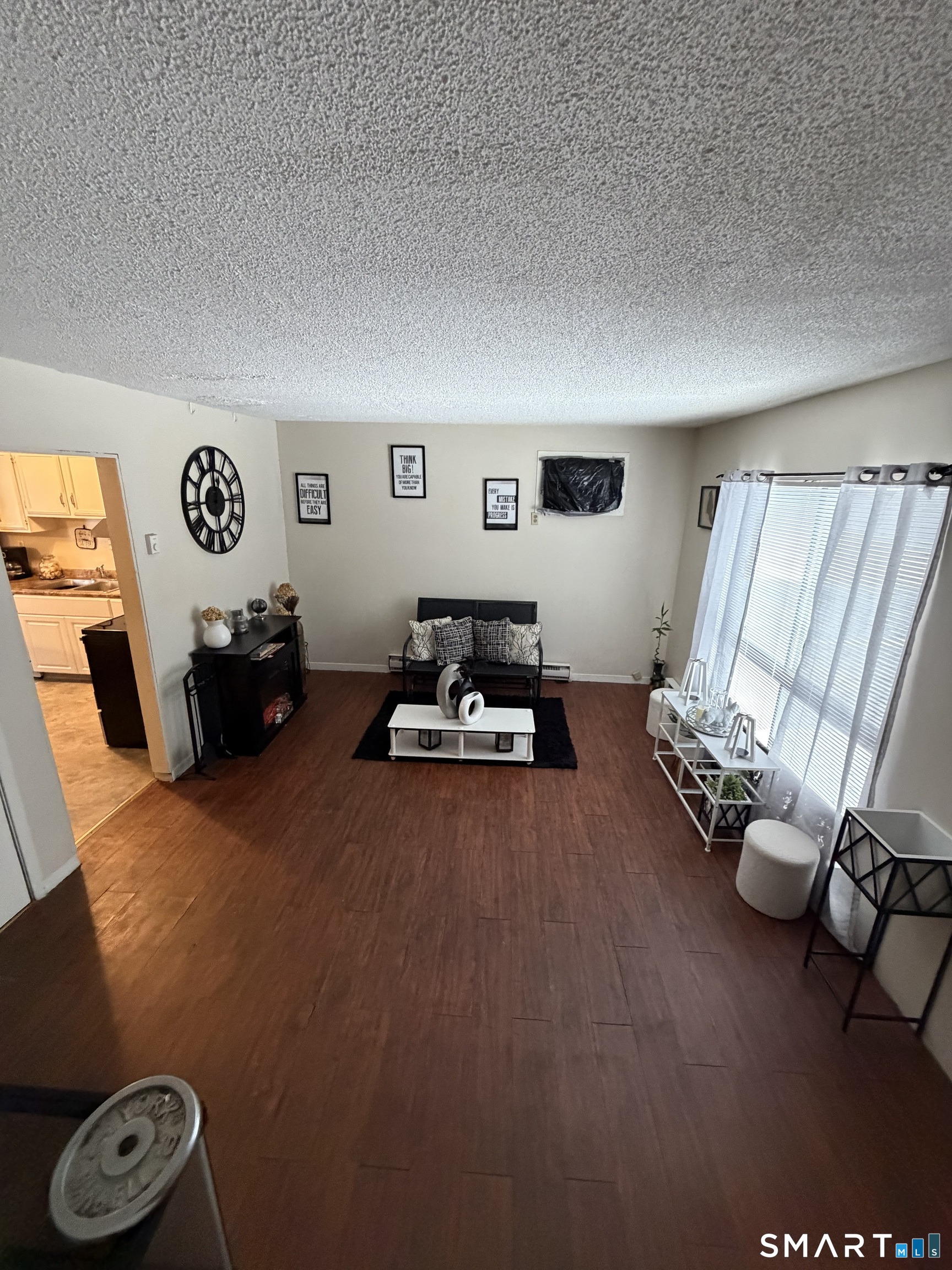11 Fox Street Waterbury, CT 06708 - Photo 7 of 9