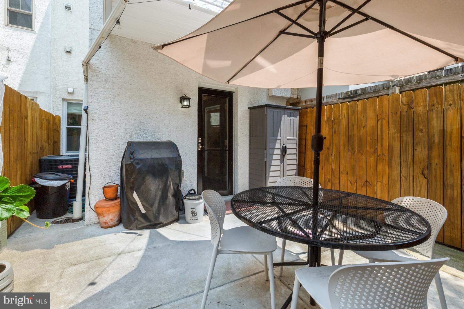 2136 Pemberton Street Philadelphia, PA 19146 - Photo 16 of 45