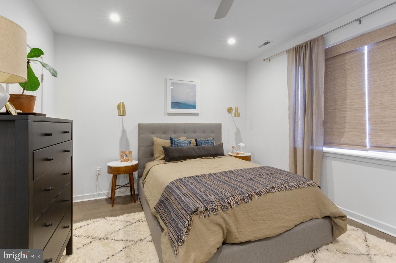 2136 Pemberton Street Philadelphia, PA 19146 - Photo 33 of 45
