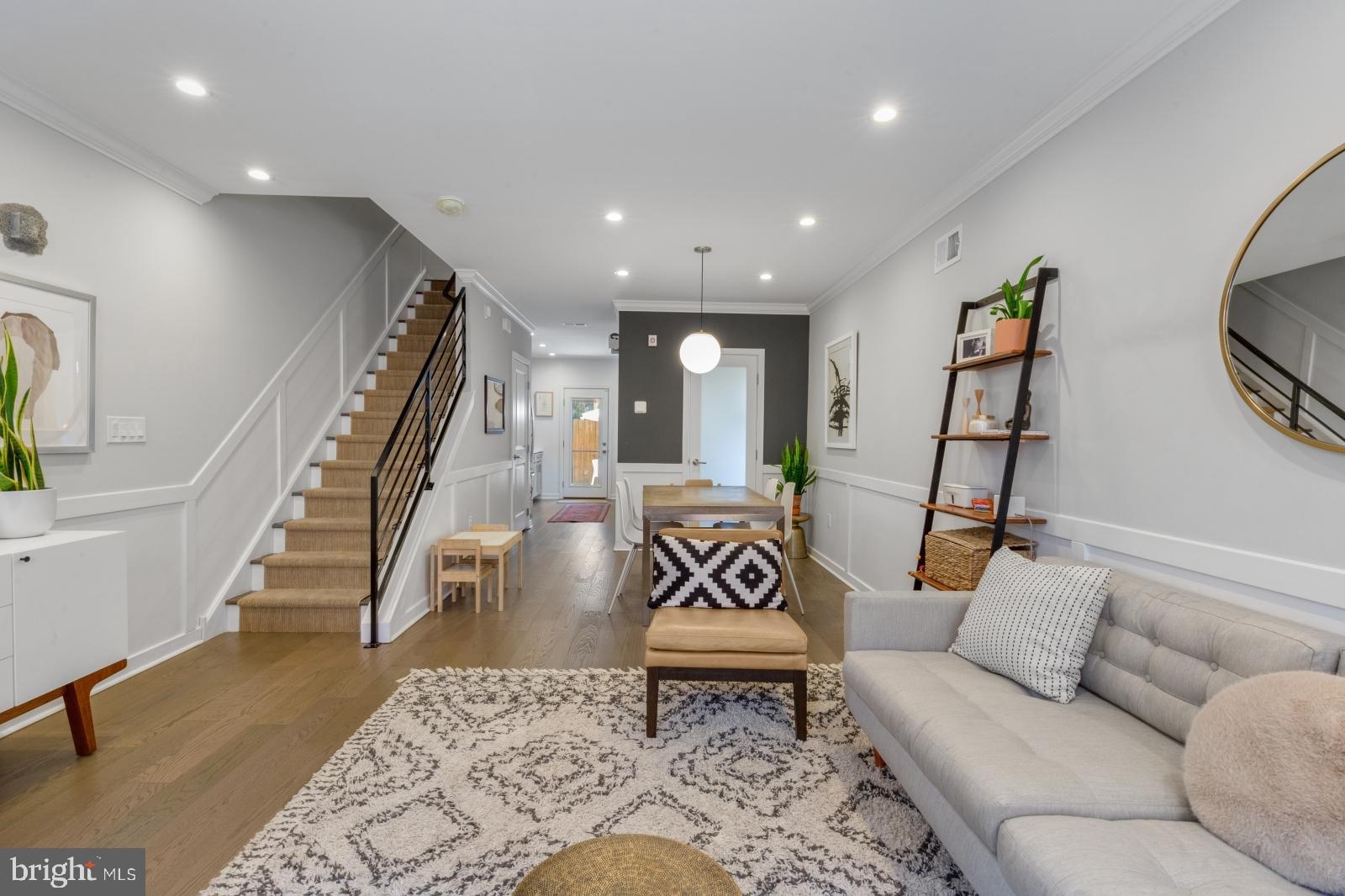 2136 Pemberton Street Philadelphia, PA 19146 - Photo 6 of 45