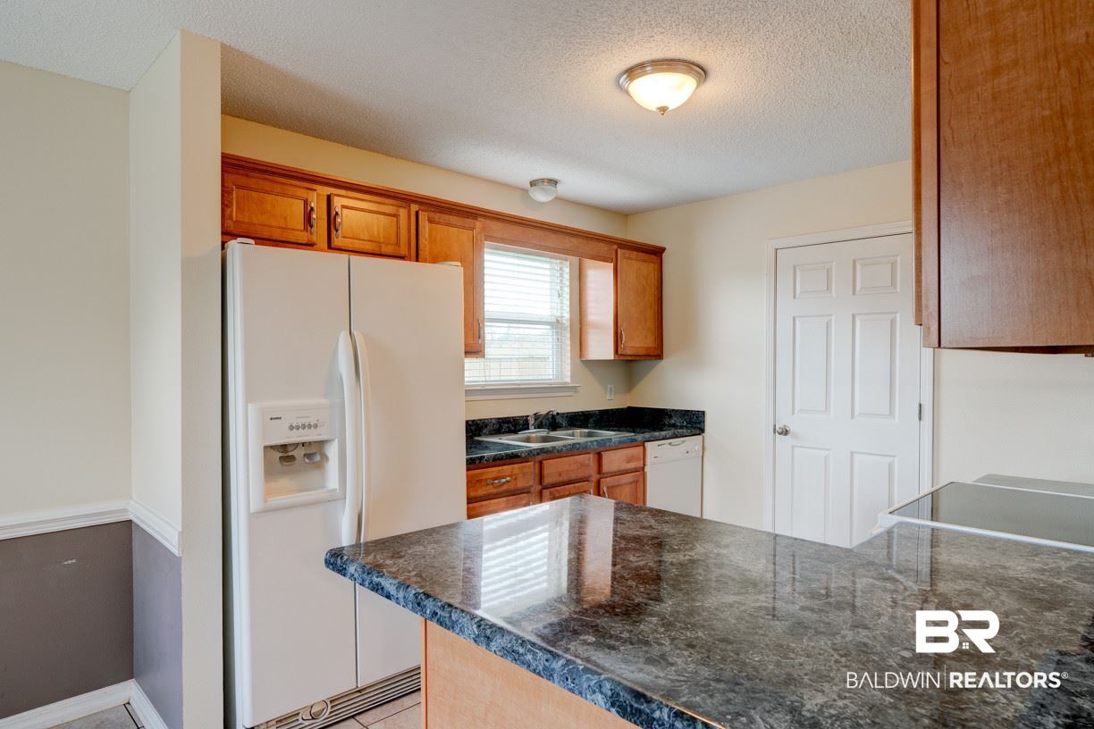 9680 Spring Meadow Drive North Mobile, AL 36695 - Photo 8 of 23