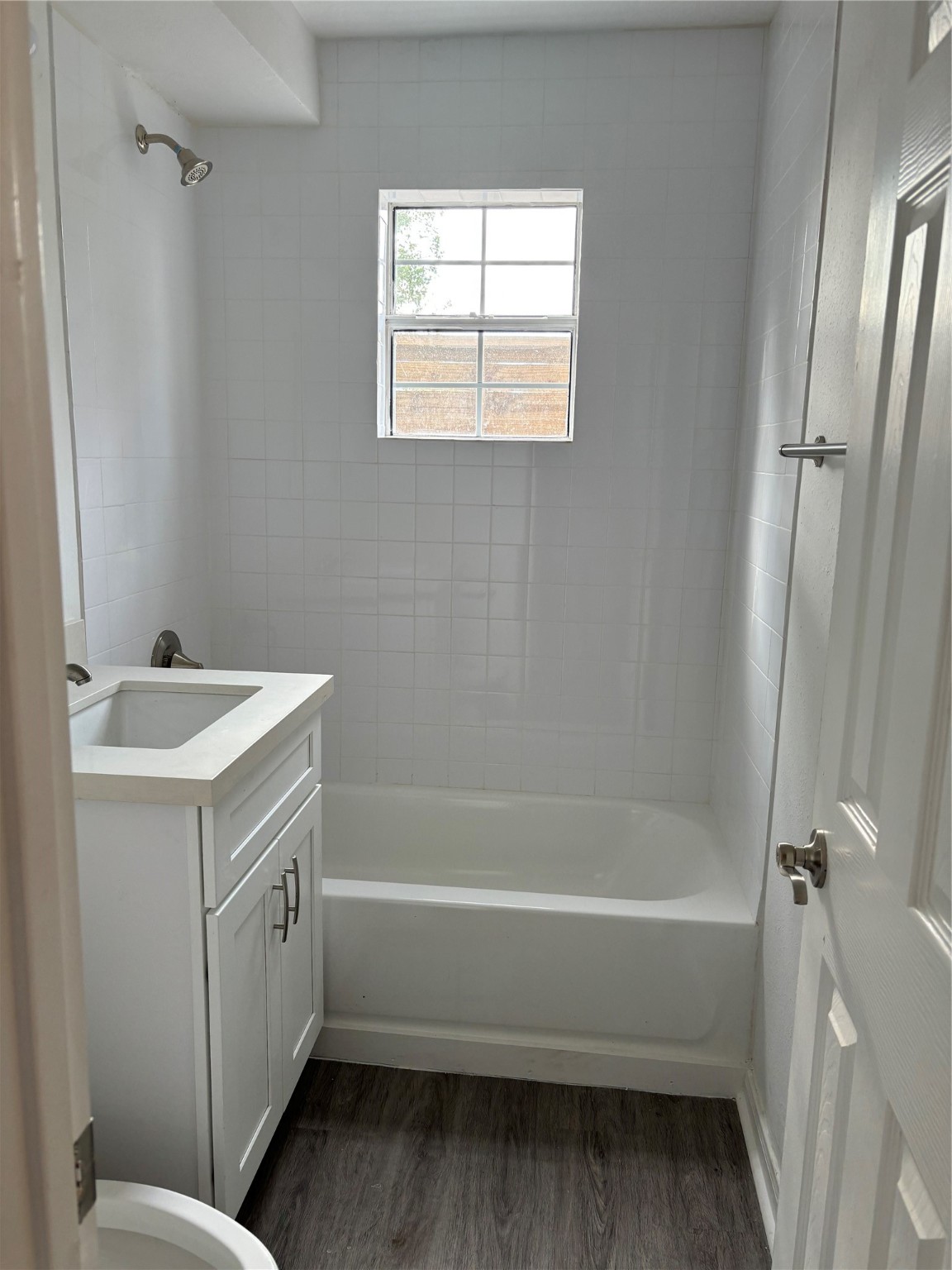 4714 Ward Street, Unit 18 Houston, TX 77021 - Photo 11 of 17 Full Bath