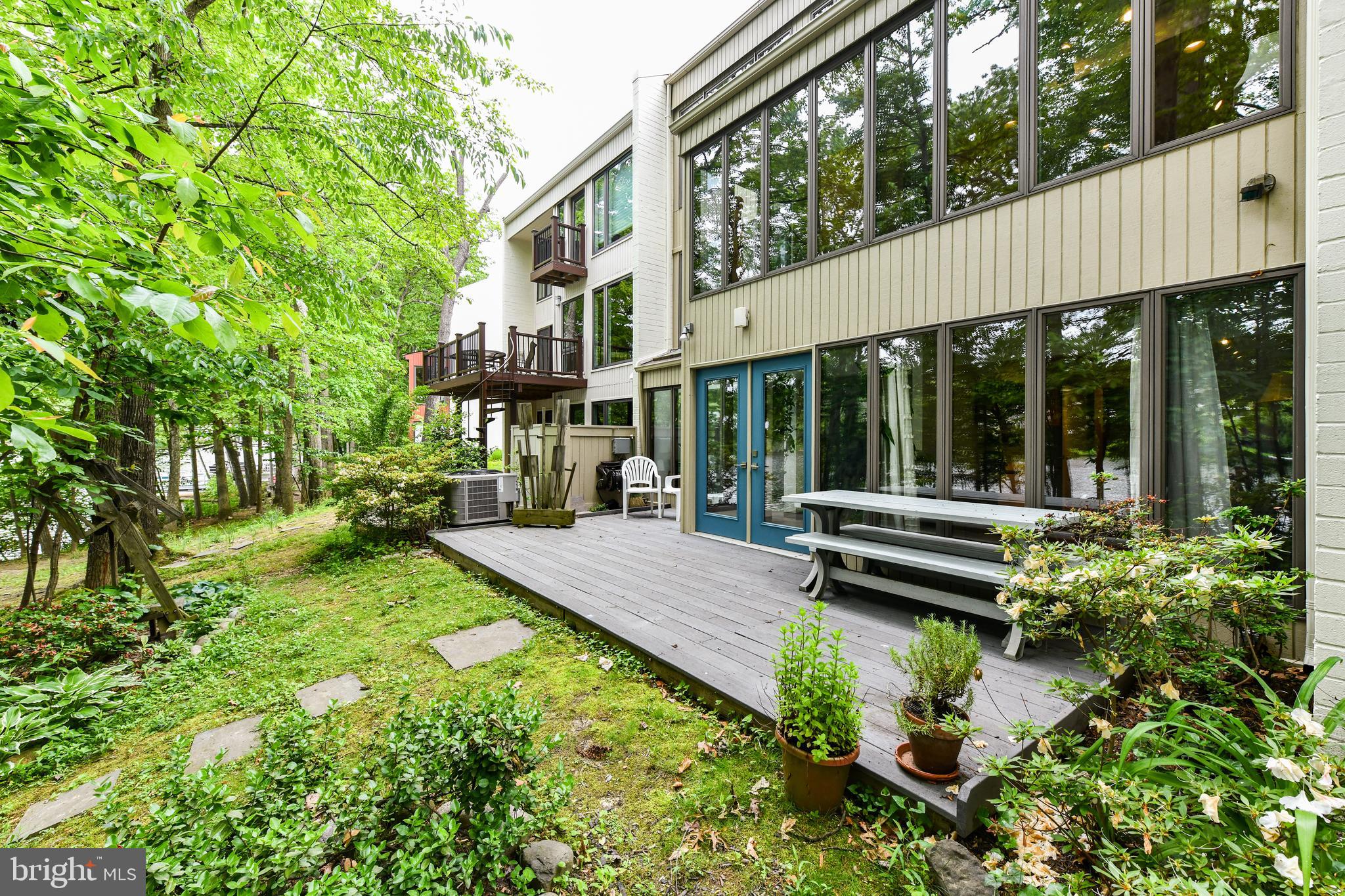 1626 Waters Edge Lane Reston, VA 20190 - Photo 24 of 33
