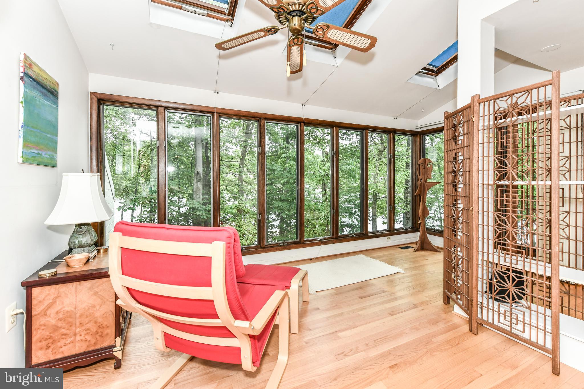 1626 Waters Edge Lane Reston, VA 20190 - Photo 8 of 33