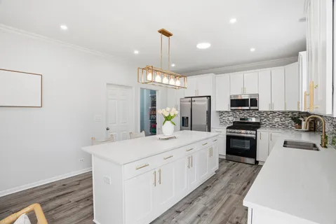 $540,000 | 34460 North Eastings Way, Gurnee, IL 60031