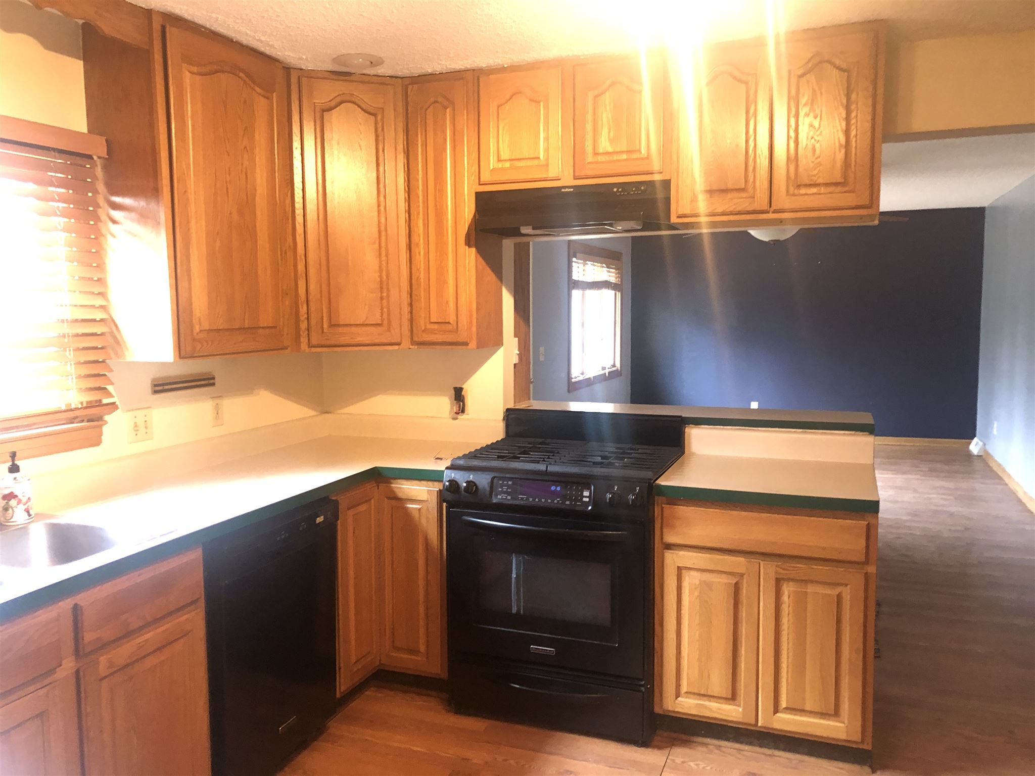 3434 Forest Road Davenport, IA 52807 - Photo 2 of 6 Gallery Image 2