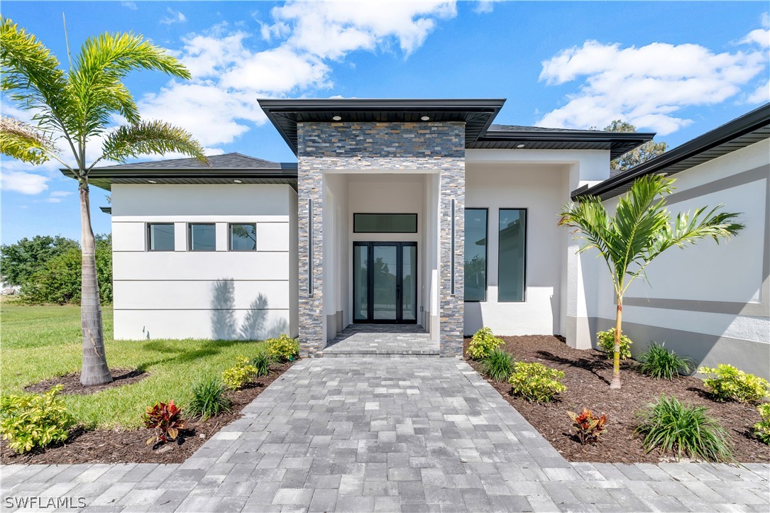 320 Chiquita Blvd North  