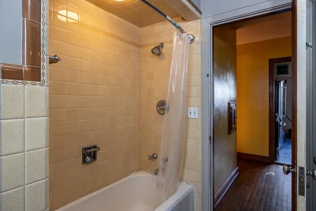 $289,900 | 1827 North Alvin Street, Appleton, WI 54911