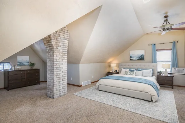 $289,900 | 1827 North Alvin Street, Appleton, WI 54911