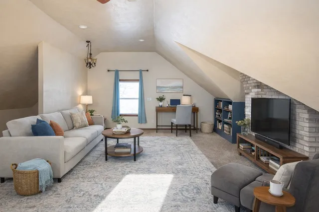 $289,900 | 1827 North Alvin Street, Appleton, WI 54911