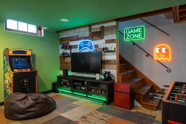 $289,900 | 1827 North Alvin Street, Appleton, WI 54911