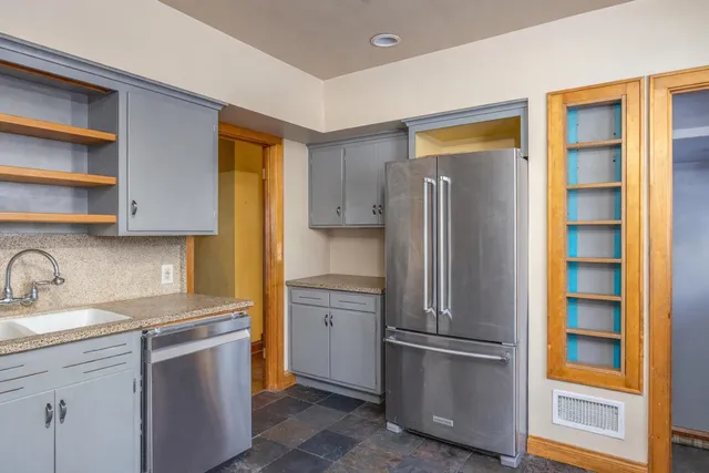 $289,900 | 1827 North Alvin Street, Appleton, WI 54911