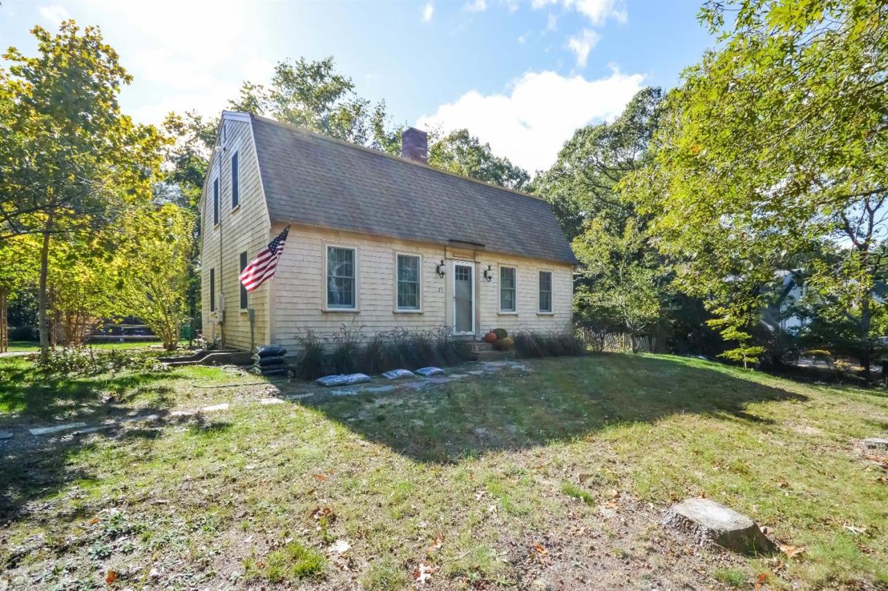 25 Briggs Field Road Eastham, MA 02642 - Photo 1 of 31 Primary Photo
