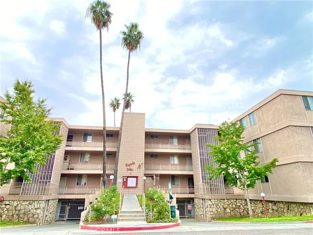 $2,500 | 6979 Palm Court, Unit N242, Riverside, CA 92506