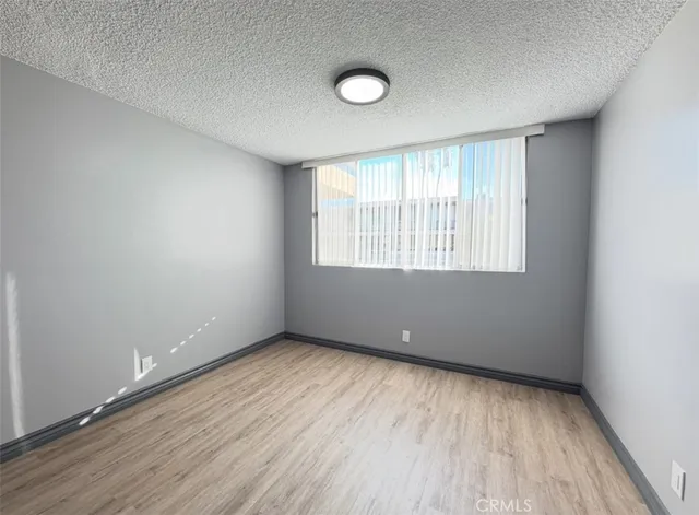 $2,500 | 6979 Palm Court, Unit N242, Riverside, CA 92506