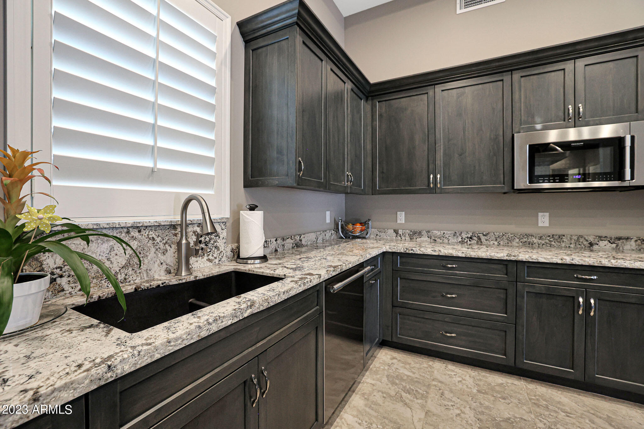 1007 East Ridgecrest Road Phoenix, AZ 85086 - Photo 16 of 63 B (23)