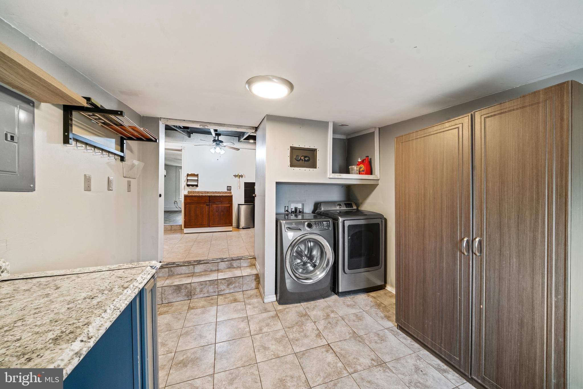 962 Wadesville Road Berryville, VA 22611 - Photo 43 of 63 a utility room with sink dryer and washer