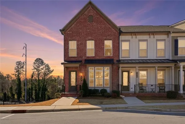 $405,000 | 3317 Park Pointe Circle, Scottdale, GA 30079