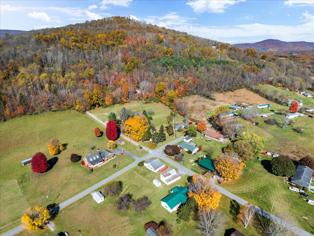 143 Beard Heights Addition Road Buckeye, WV 24924 - Photo 37 of 47 Gallery Image 37
