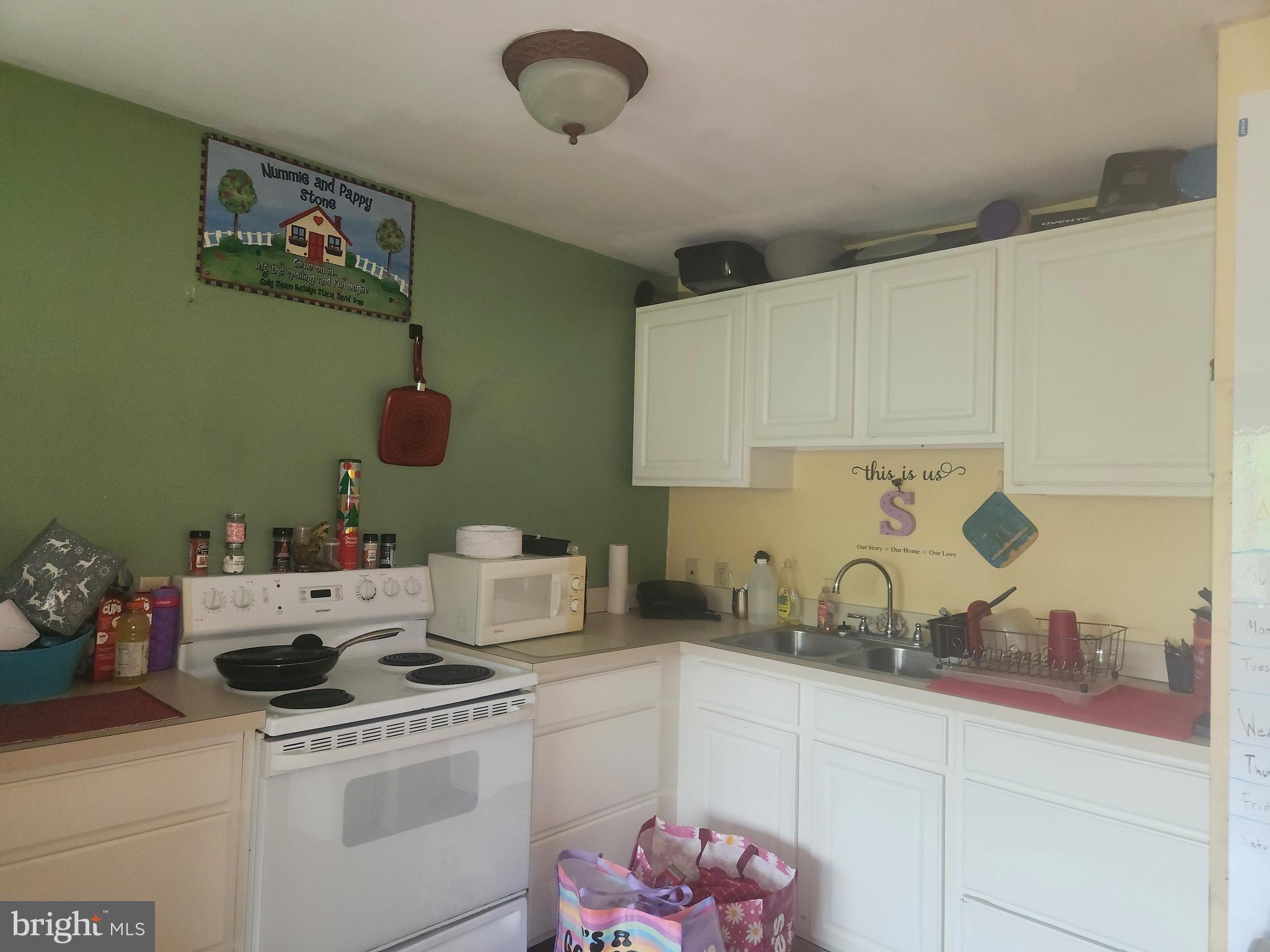 5703 Tobery Road Frederick, MD 21704 - Photo 17 of 36 2nd kitchen in rear - was in-law area