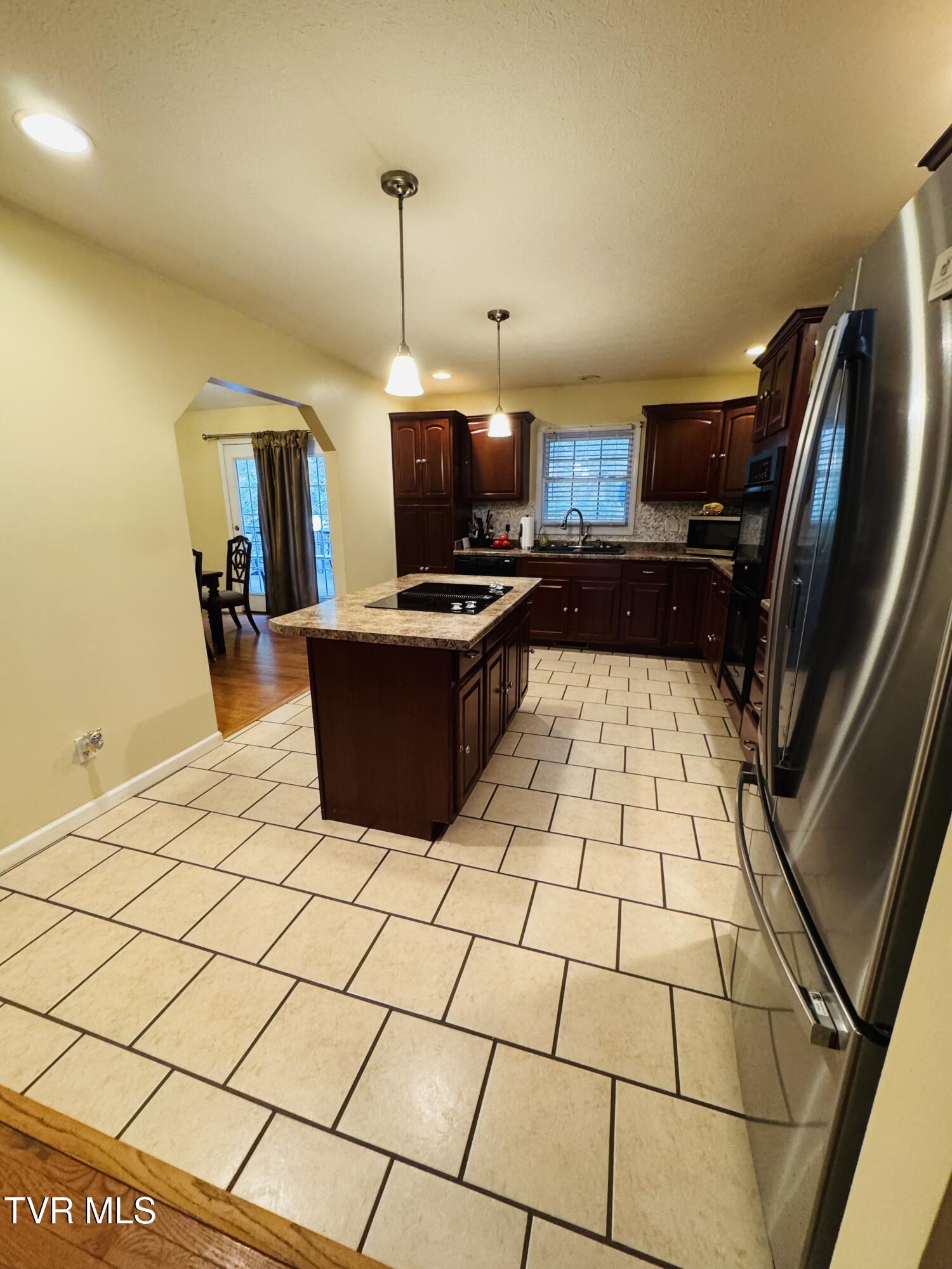 116 Hasty Boulevard Erwin, TN 37650 - Photo 18 of 45 IMG_5038