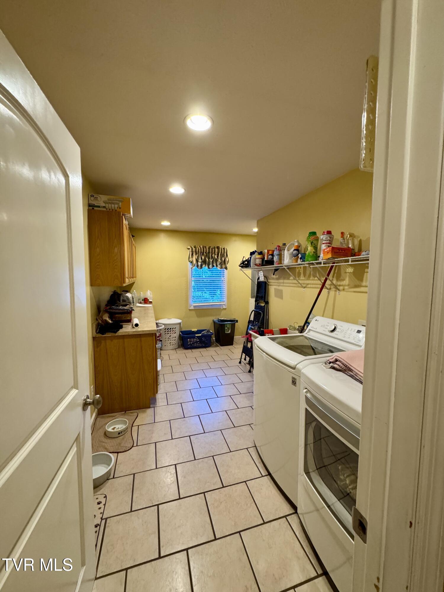 116 Hasty Boulevard Erwin, TN 37650 - Photo 35 of 45 IMG_5051