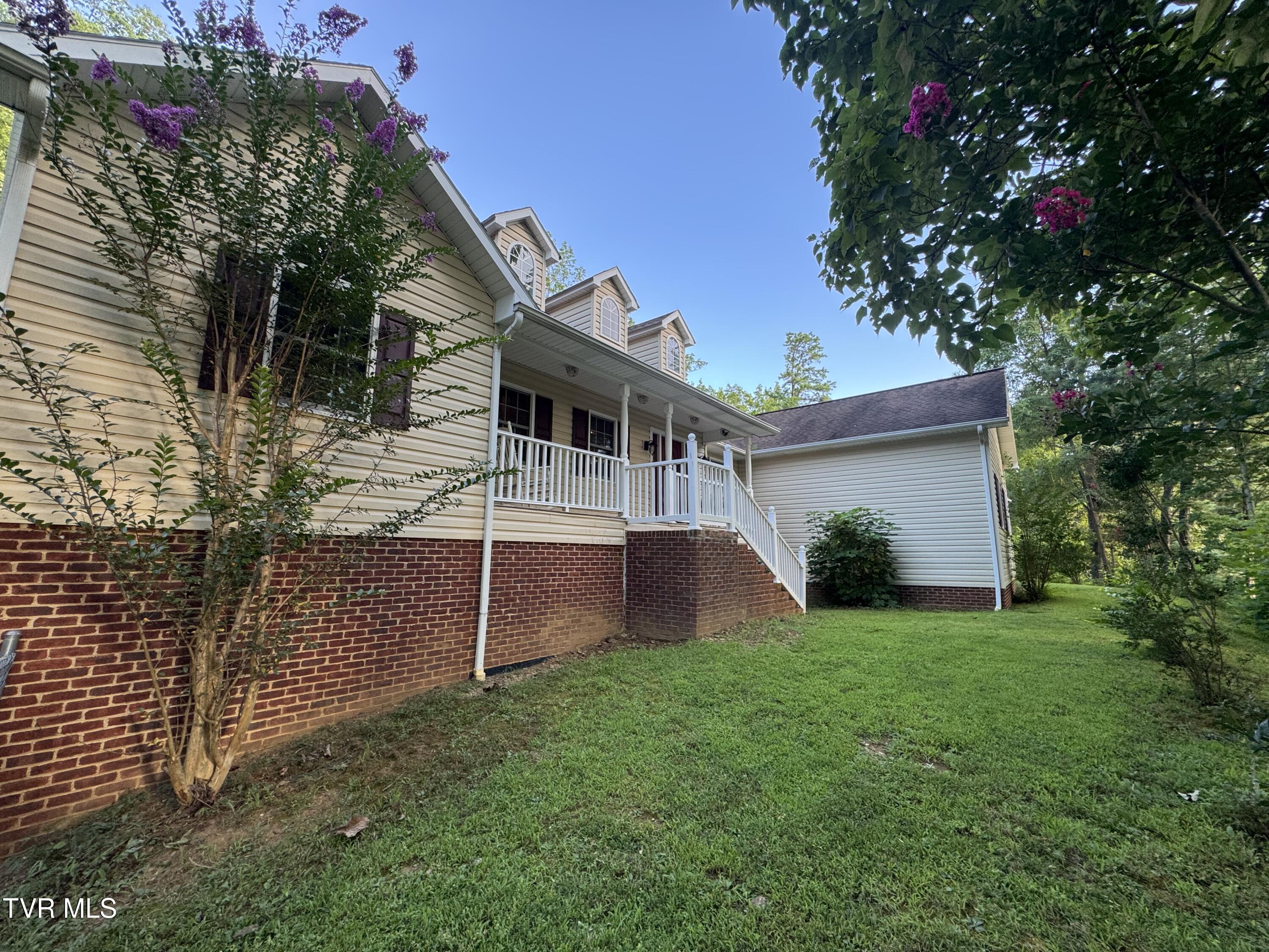 116 Hasty Boulevard Erwin, TN 37650 - Photo 45 of 45 IMG_5081